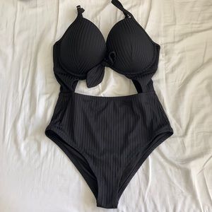 Black One-piece Swimsuit